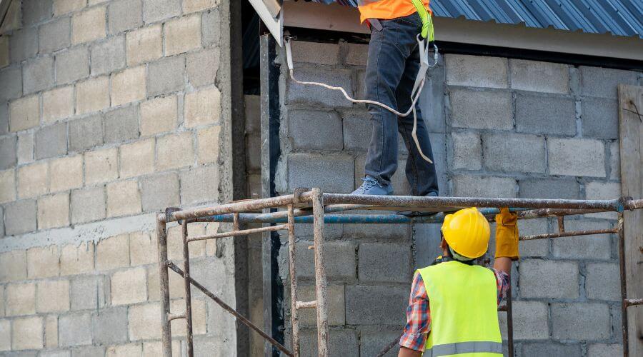 Professional New roof installation in Cedarcreek, MO